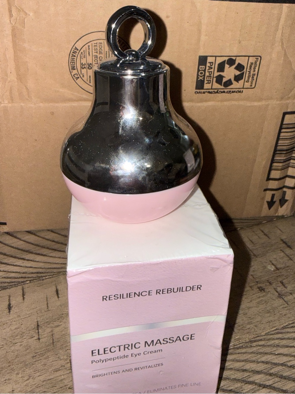 Electric Massage Polypeptide Eye Cream - Pink & Silver Eye Massager